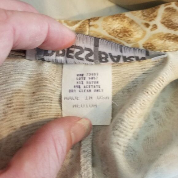 Dress Barn Animal Print Blouse Size Medium - Picture 4 of 5